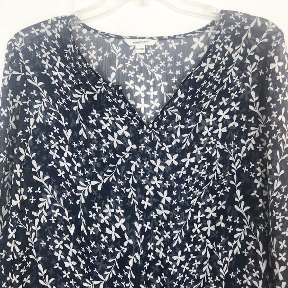 Sweet Gray I Long Sleeve High Low Floral Dress - Picture 3 of 11